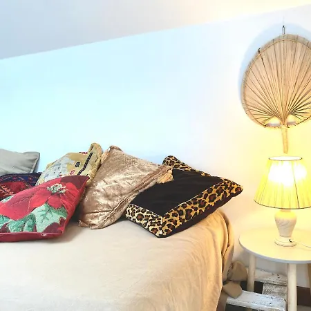 Joy Bamboo, Downtown, Three Min From The Sea Διαμέρισμα